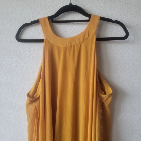 Elegant Yellow Gold Sleeveless Dress Plus Size 1X - Picture 6 of 8